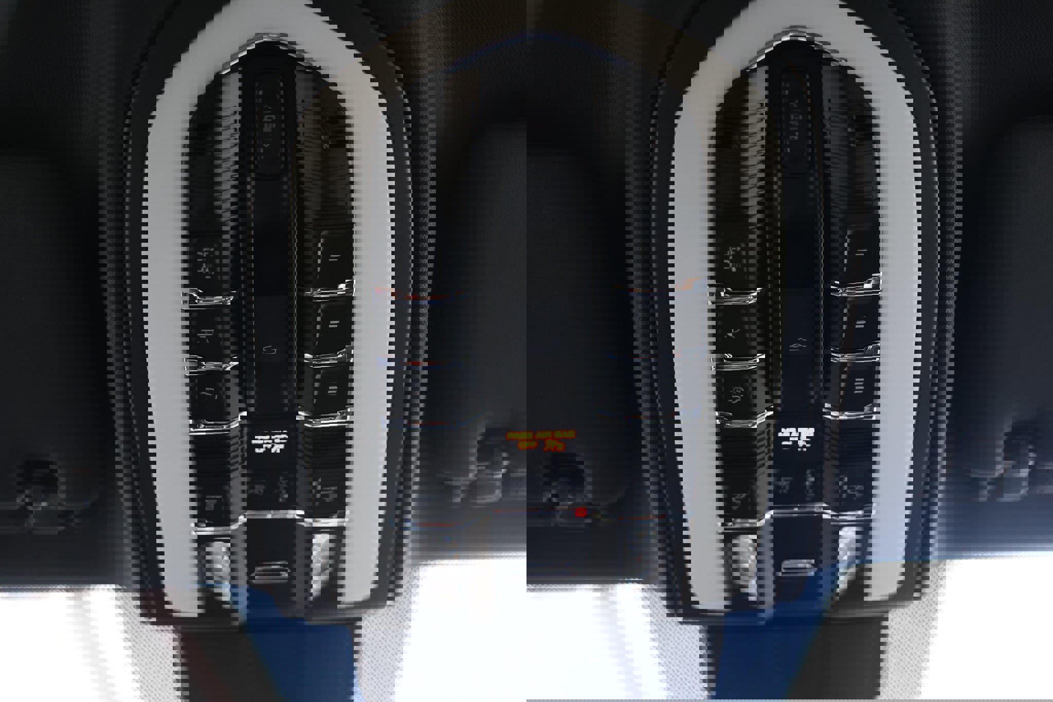 Used 2017 Porsche Cayenne S image 56