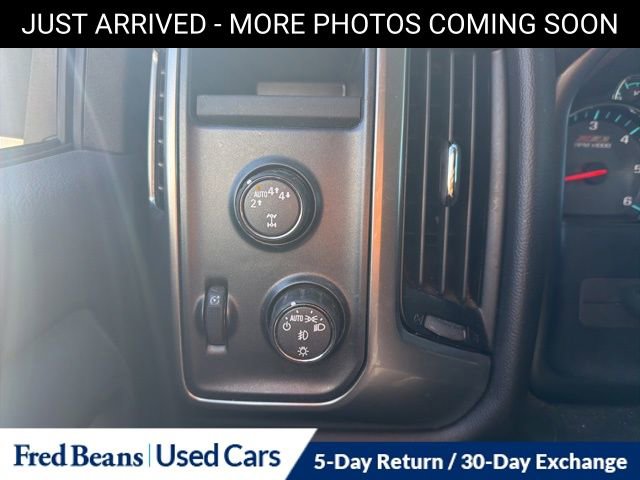 Used 2018 Chevrolet Silverado 1500 LT w/ All Star Edition image 14