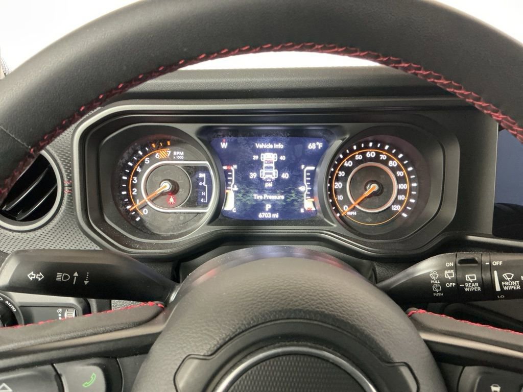 Used 2024 Jeep Wrangler Unlimited Rubicon image 10