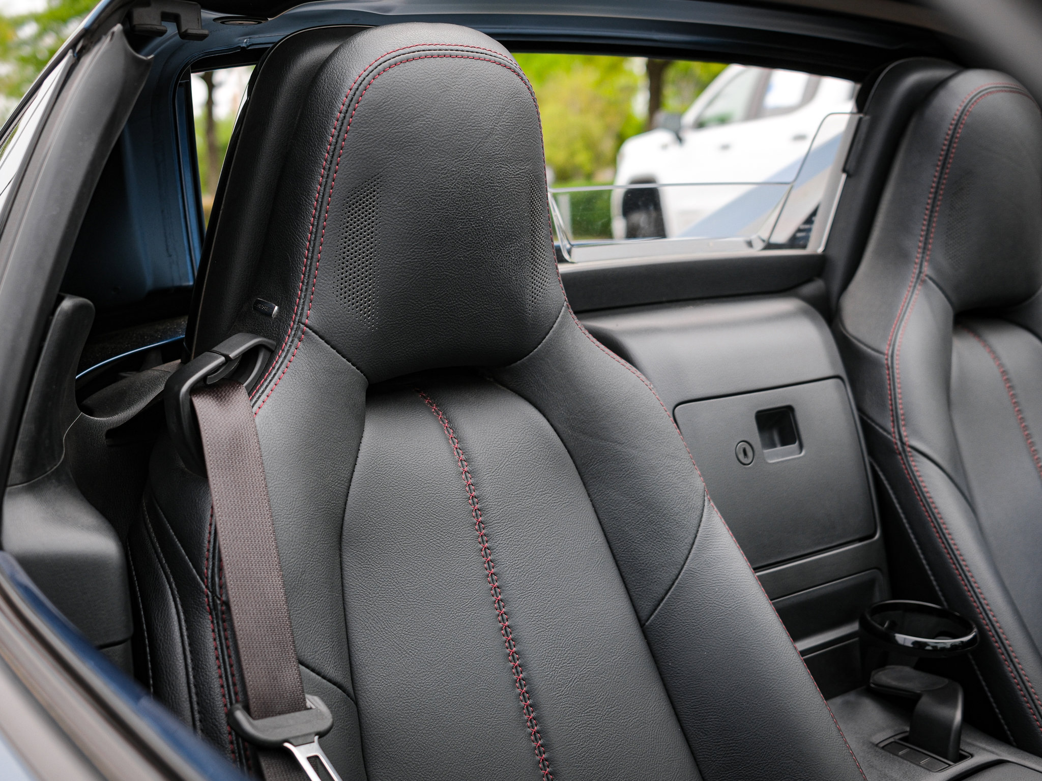 Used 2019 MAZDA MX-5 Miata RF Grand Touring image 34