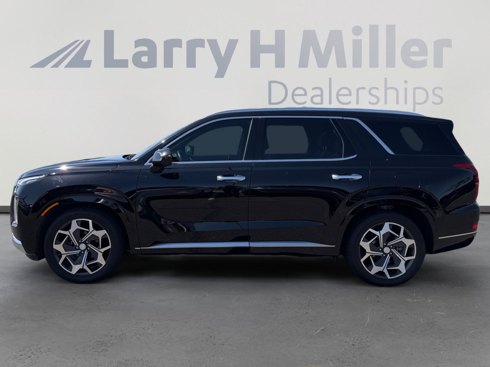 Used 2021 Hyundai Palisade Calligraphy AWD/4WD image 2