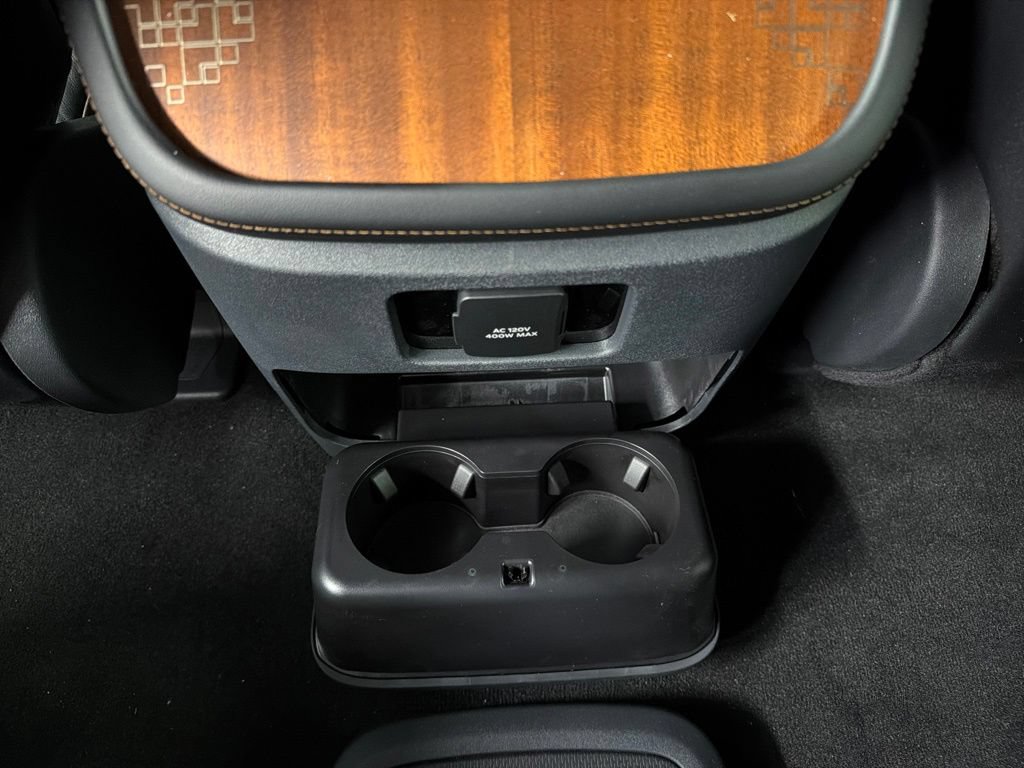 New 2027 Lincoln Navigator Black Label AWD/4WD image 41