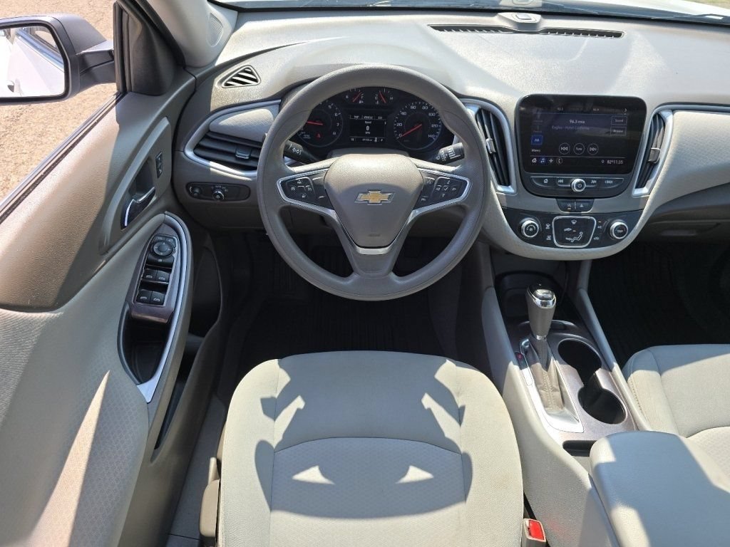 Used 2020 Chevrolet Malibu LS w/ LPO, Convenience Package 2 FWD image 24