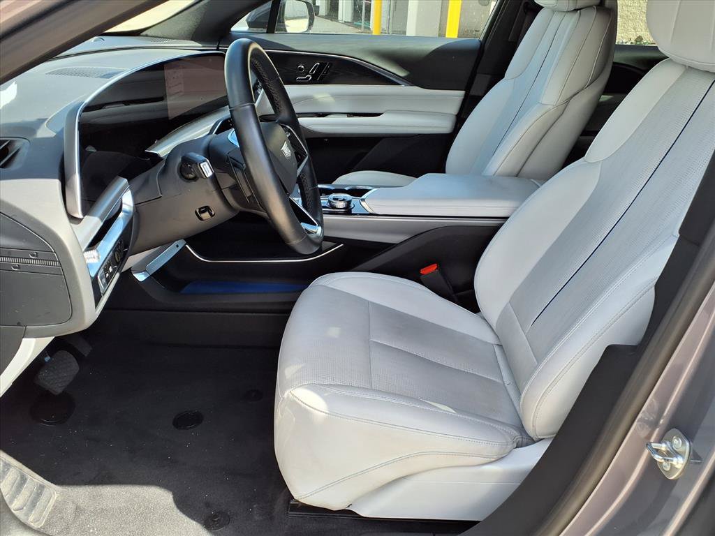 Certified 2024 Cadillac Lyriq Luxury RWD image 13