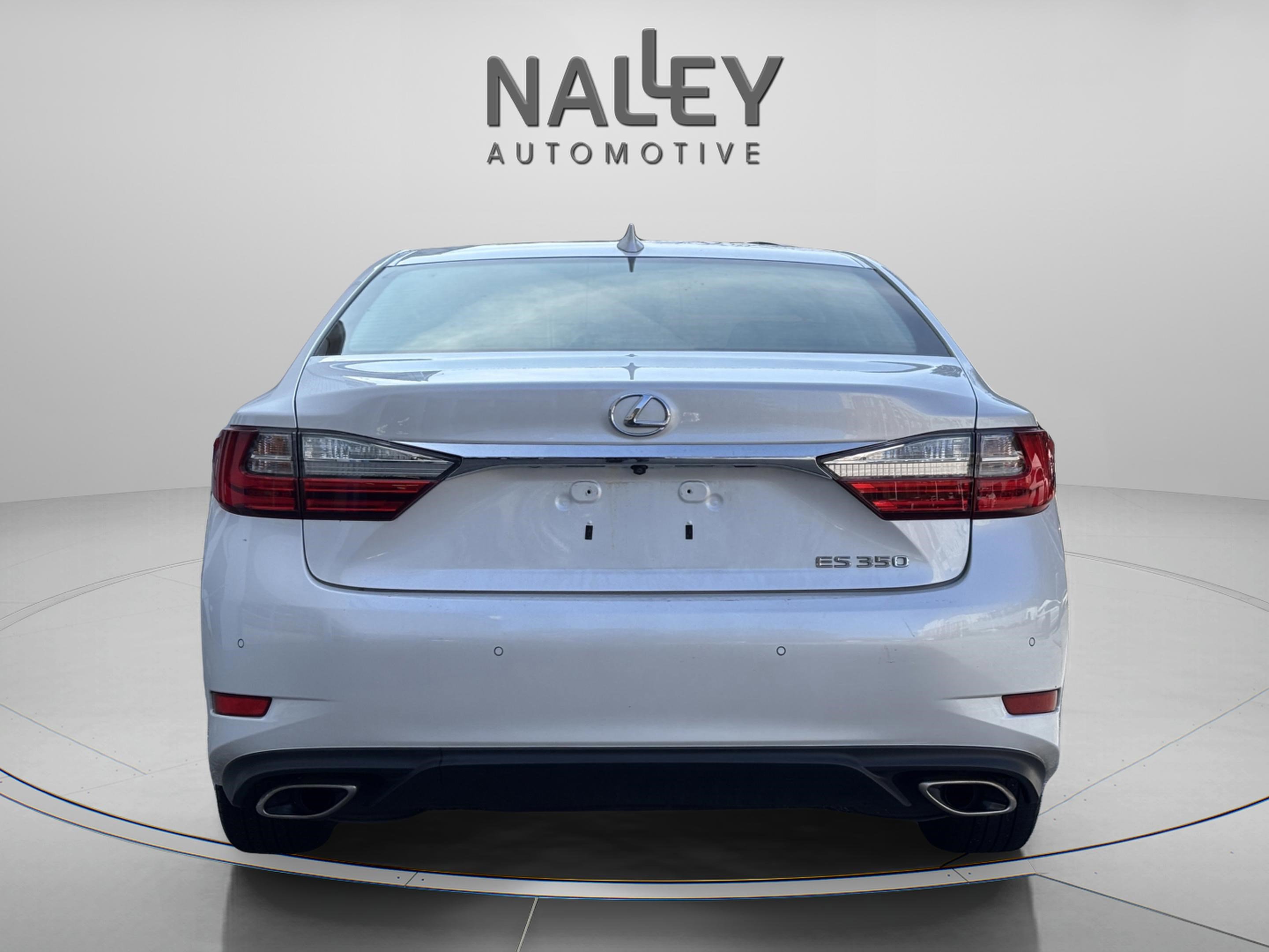 Used 2017 Lexus ES 350 w/ Premium Package image 4
