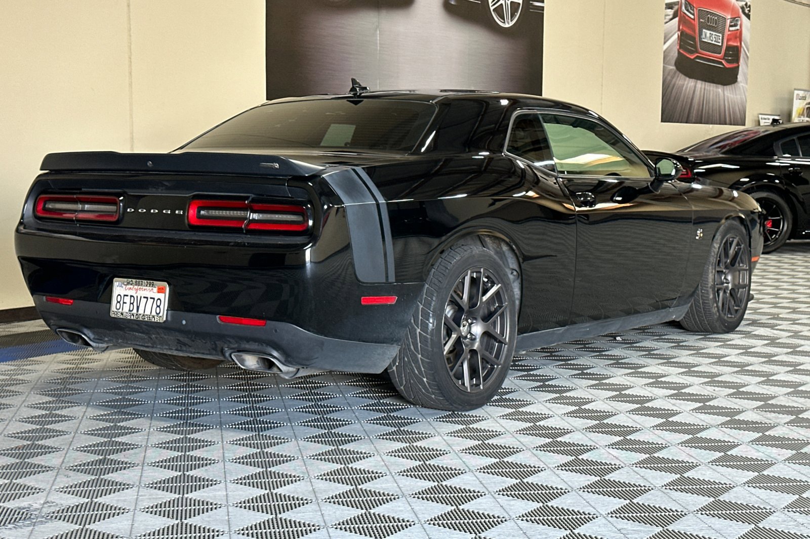 Used 2016 Dodge Challenger R/T Scat Pack image 4
