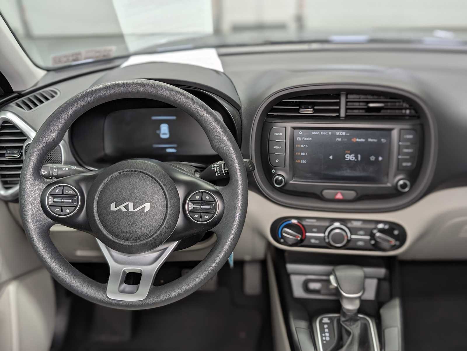 Certified 2023 Kia Soul LX image 5