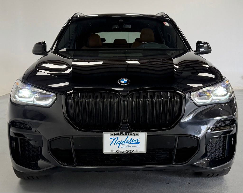 Used 2023 BMW X5 xDrive40i w/ M Sport Package AWD/4WD image 7