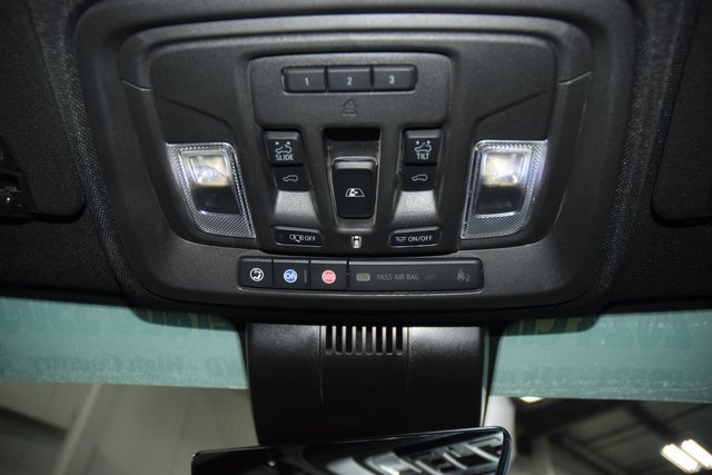 Used 2024 Chevrolet Silverado 3500 High Country w/ Technology Package image 54