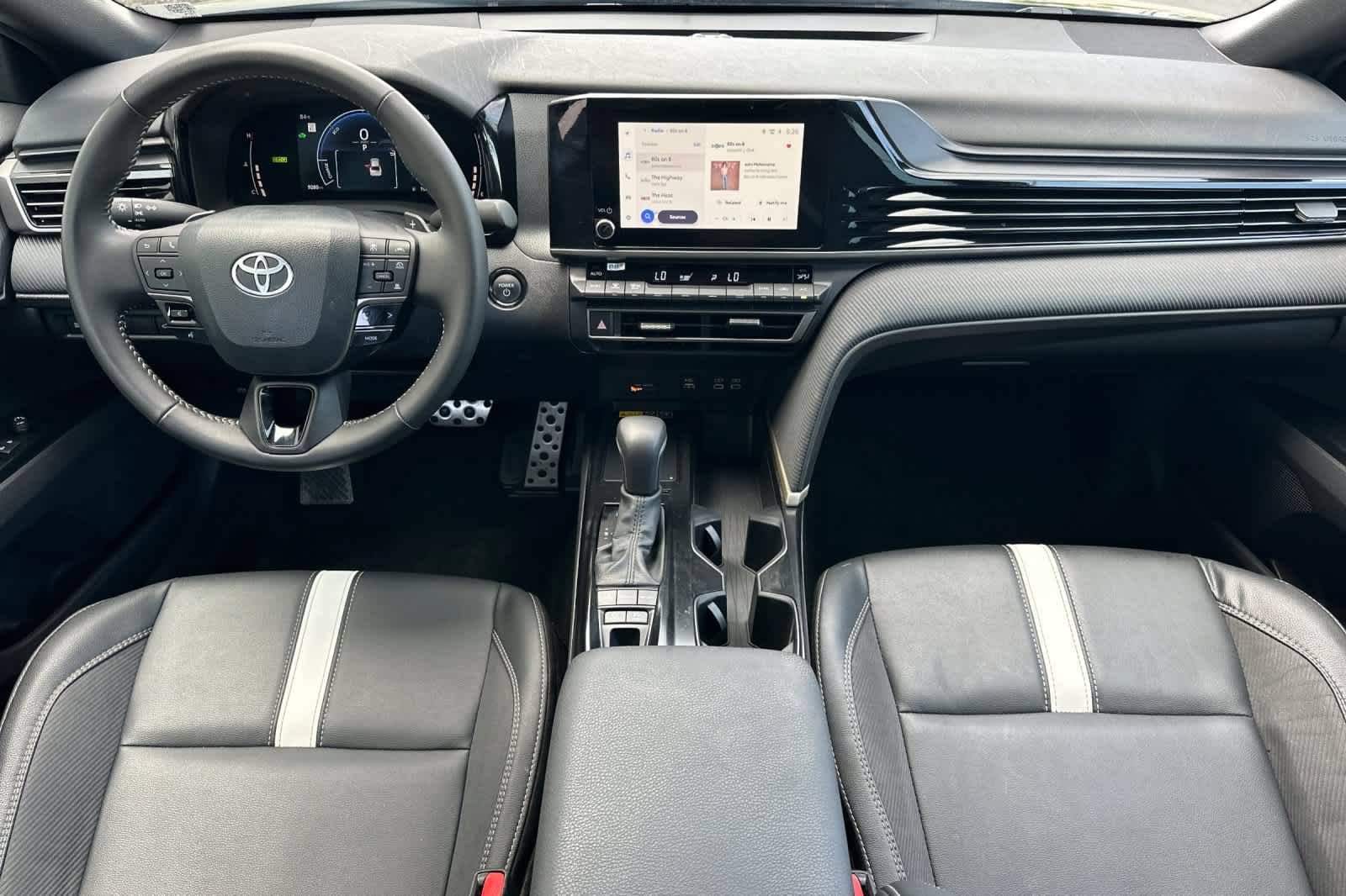 Used 2026 Toyota Camry SE w/ Convenience Package FWD video 3