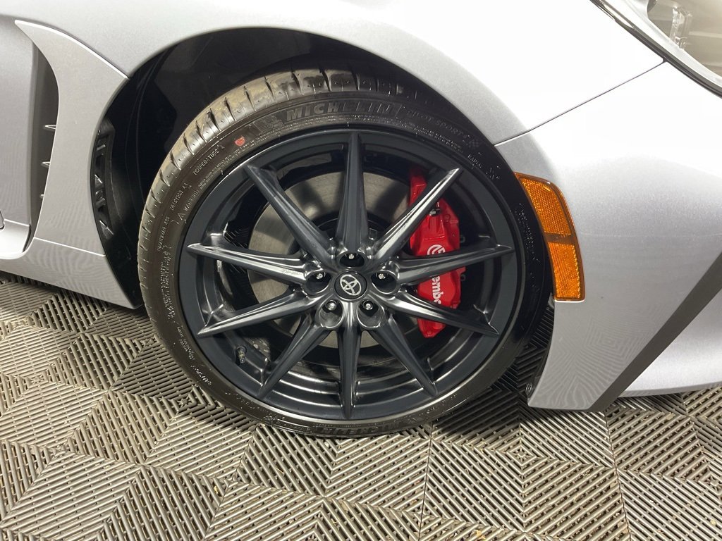 New 2025 Toyota GR86 Premium image 31