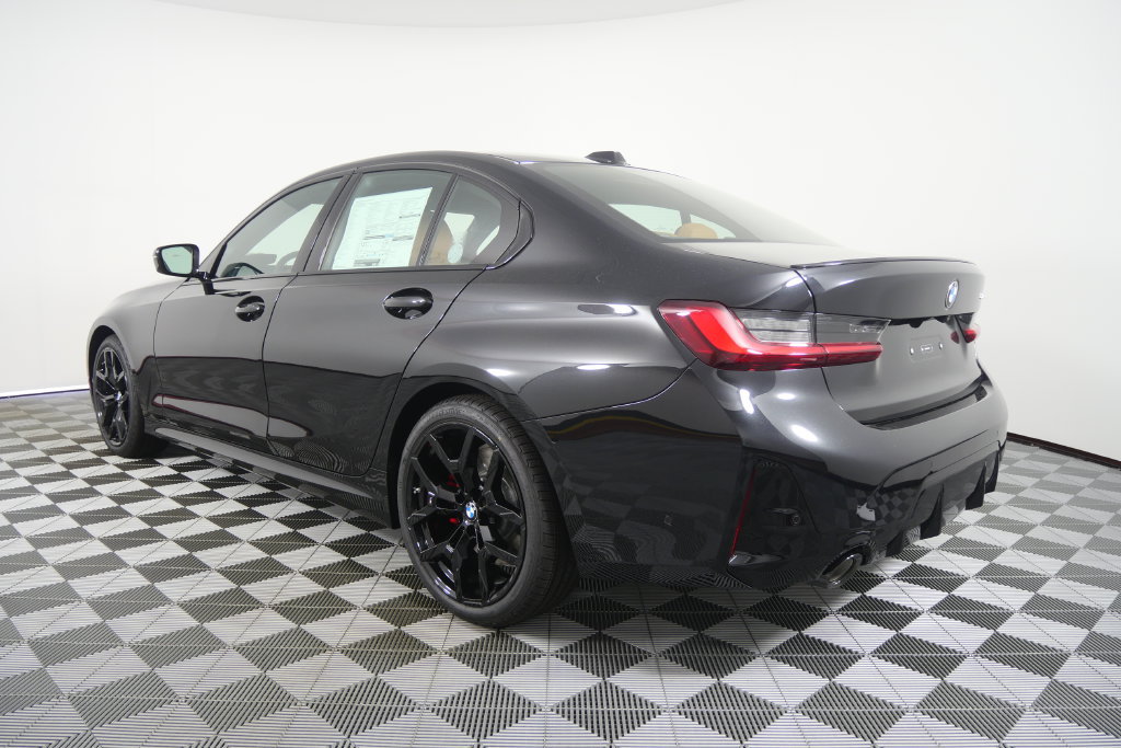 New 2026 BMW 330i Sedan RWD image 6