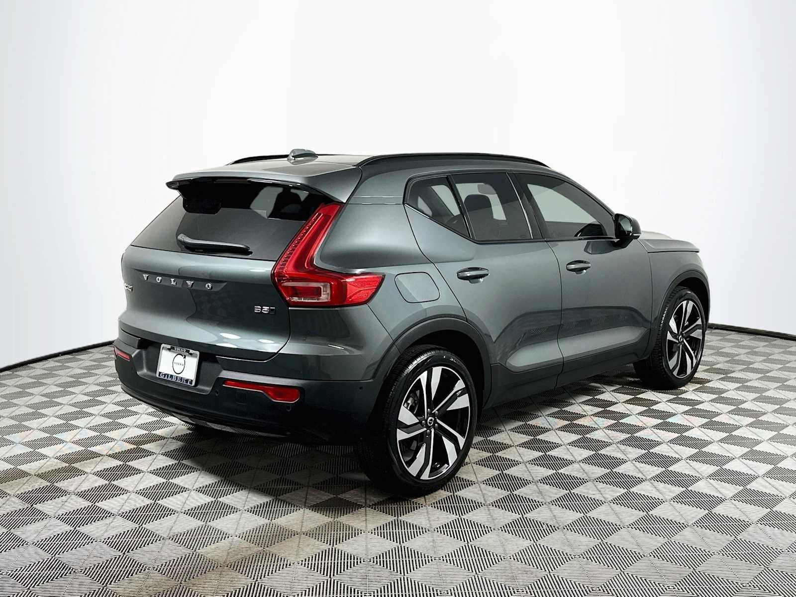 Used 2026 Volvo XC40 B5 Ultra w/ Climate Package AWD/4WD image 7