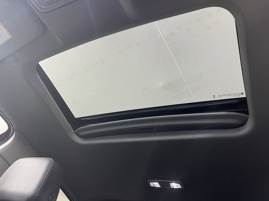 New 2026 Chevrolet Silverado 1500 LTZ image 18