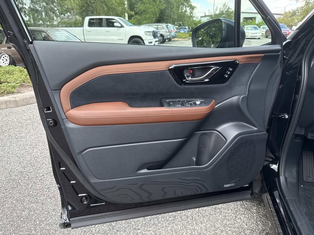 New 2025 Subaru Forester Touring w/ Protection Package image 17