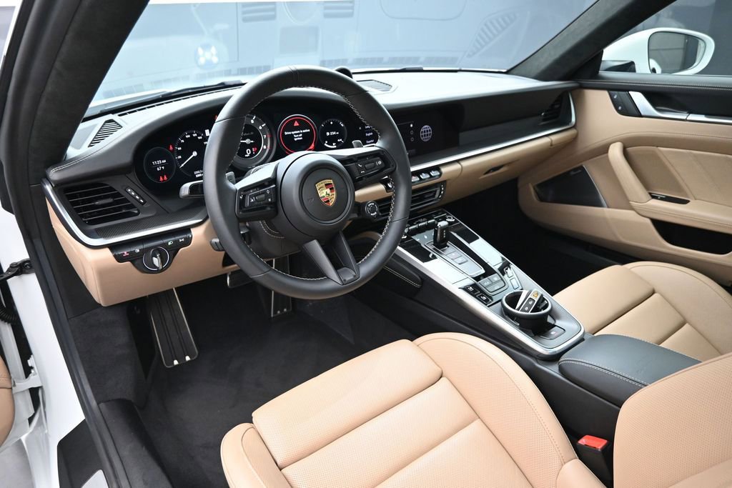 Certified 2024 Porsche 911 Turbo AWD/4WD image 4