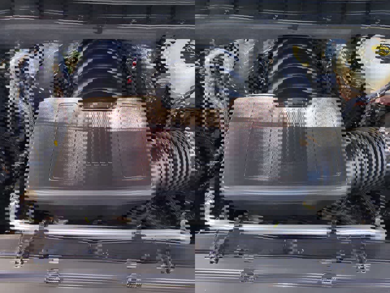 Used 2024 Chevrolet Suburban Premier RWD image 15