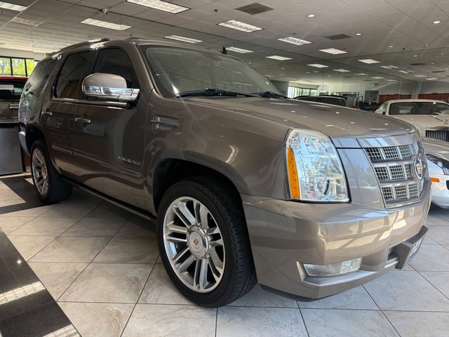 Used 2013 Cadillac Escalade Premium