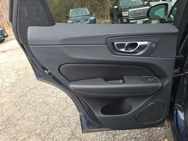 Certified 2023 Volvo XC60 B5 Plus w/ Climate Package image 21