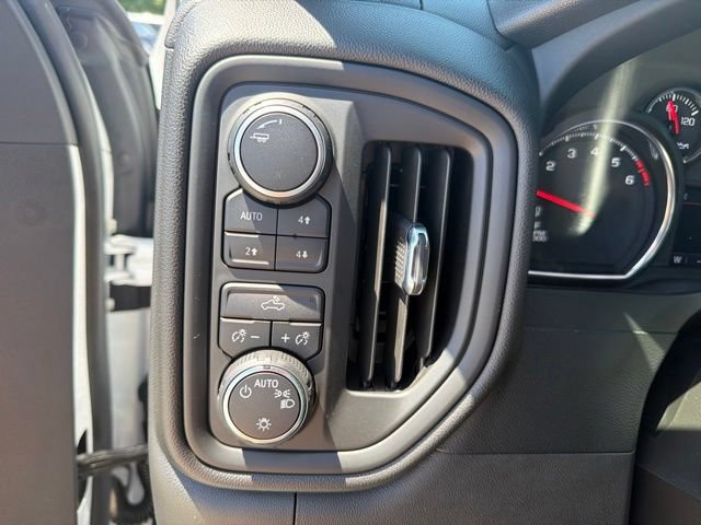 Used 2022 Chevrolet Silverado 1500 Custom Trail Boss w/ Safety Confidence Package AWD/4WD image 25