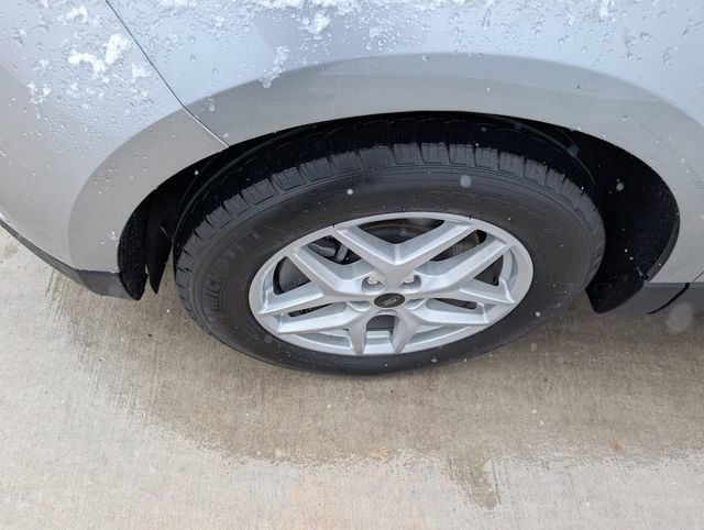 Used 2024 Ford Edge SEL image 7