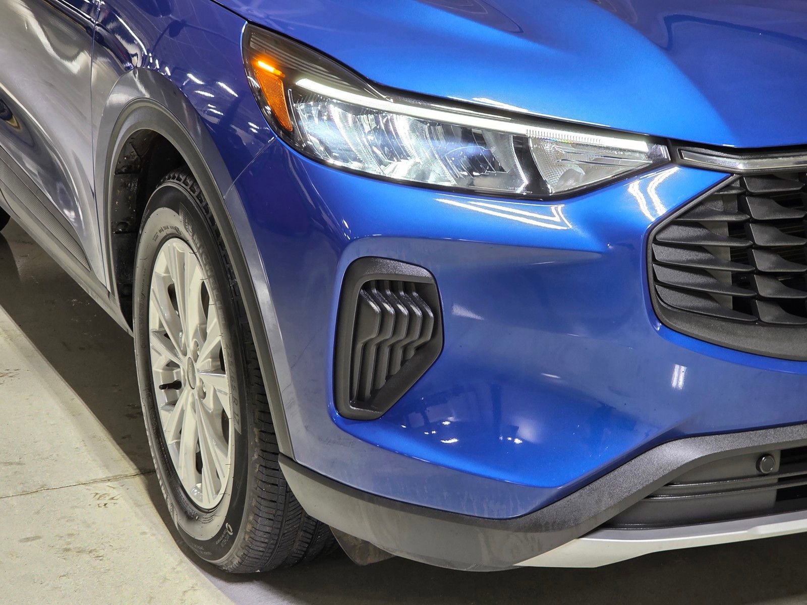 Used 2023 Ford Escape Active image 10