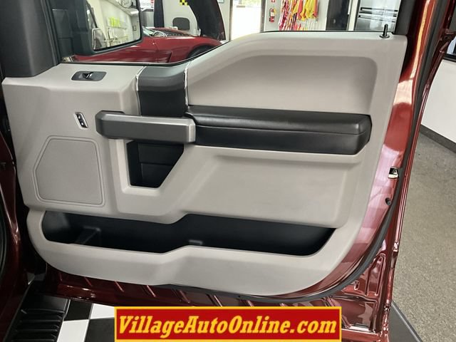 Used 2015 Ford F150 XLT w/ Equipment Group 301A Mid AWD/4WD image 32