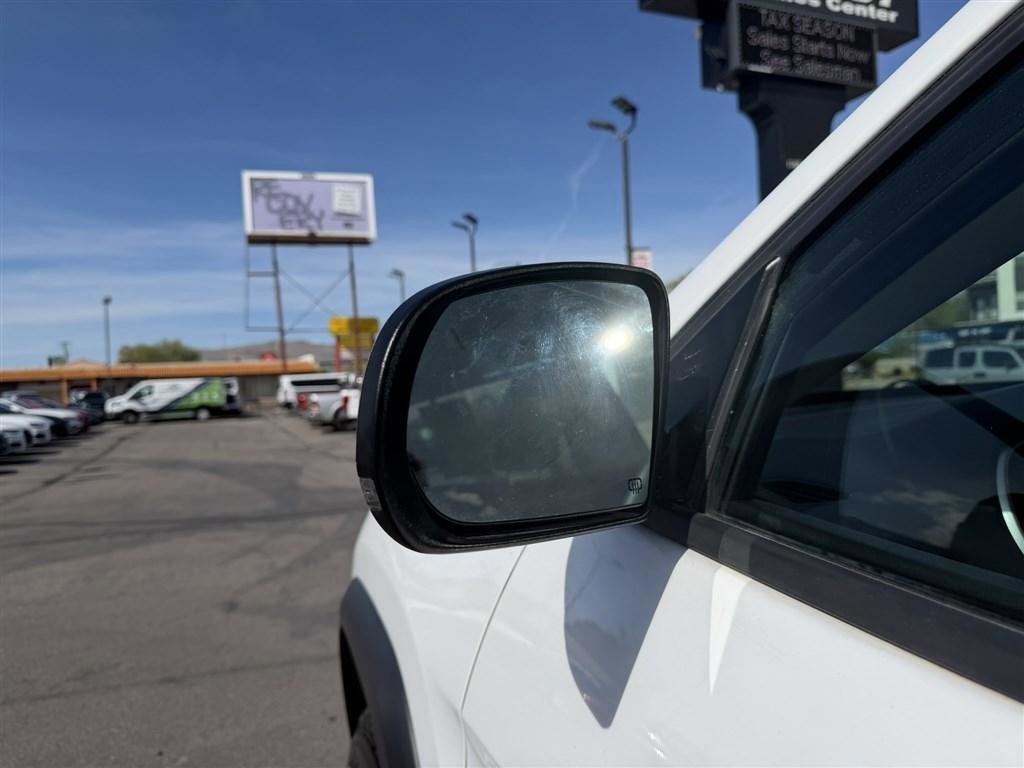 Used 2015 Jeep Cherokee Trailhawk w/ Comfort/Convenience Group image 16