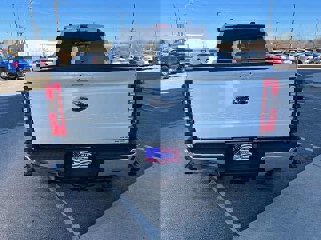 Used 2023 Ford F250 Lariat image 4