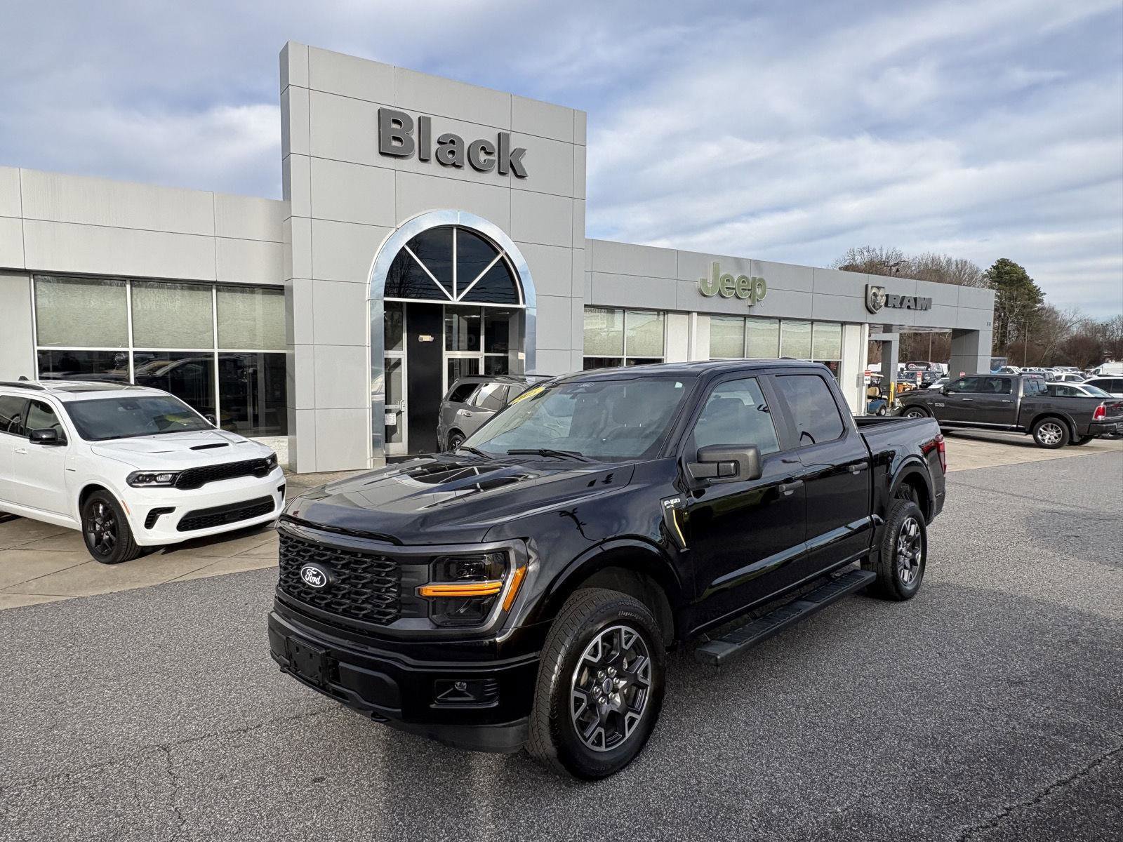 Used 2025 Ford F150 STX w/ Equipment Group 200A image 2