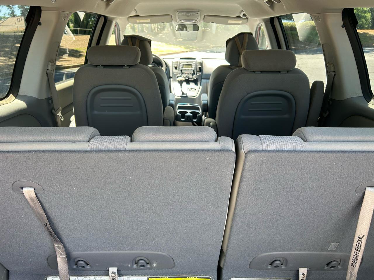 Used 2009 Kia Sedona LX w/ PWR Pkg FWD image 19