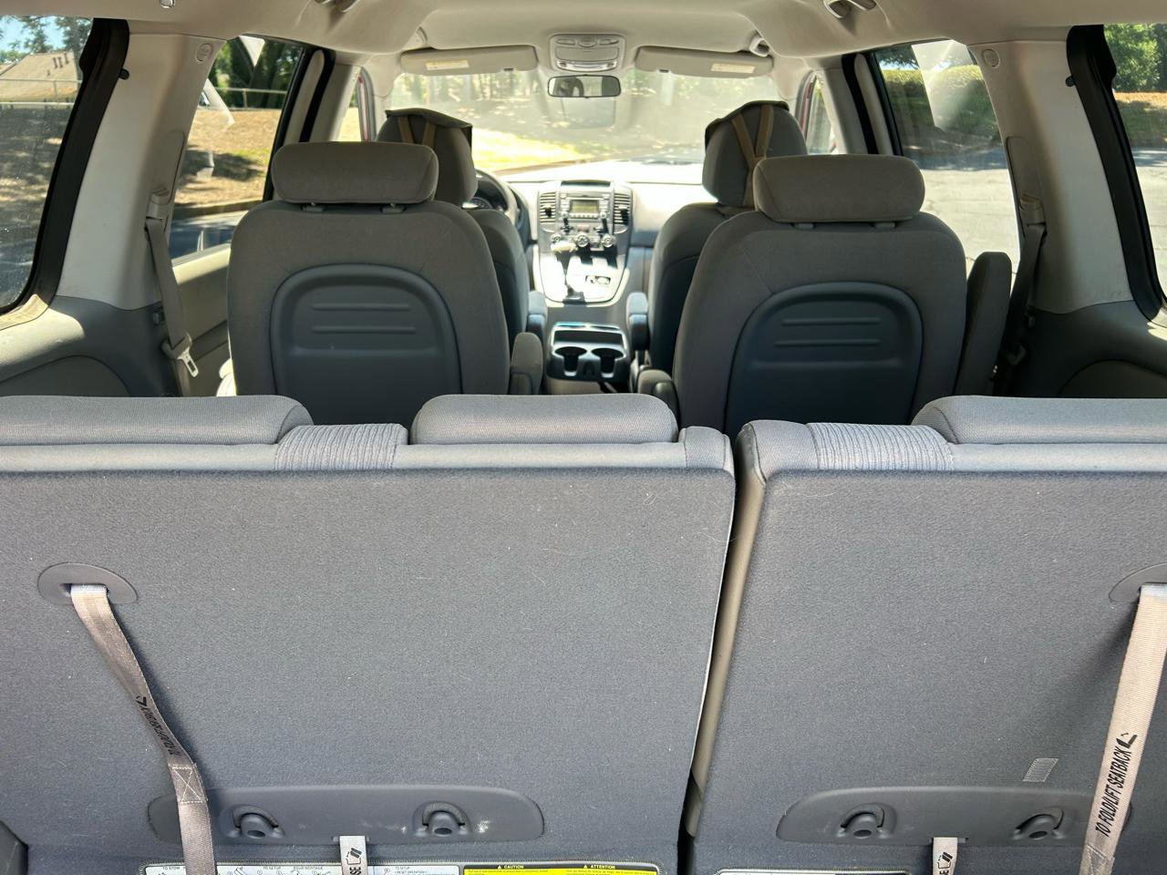 Used 2009 Kia Sedona LX w/ PWR Pkg FWD image 19