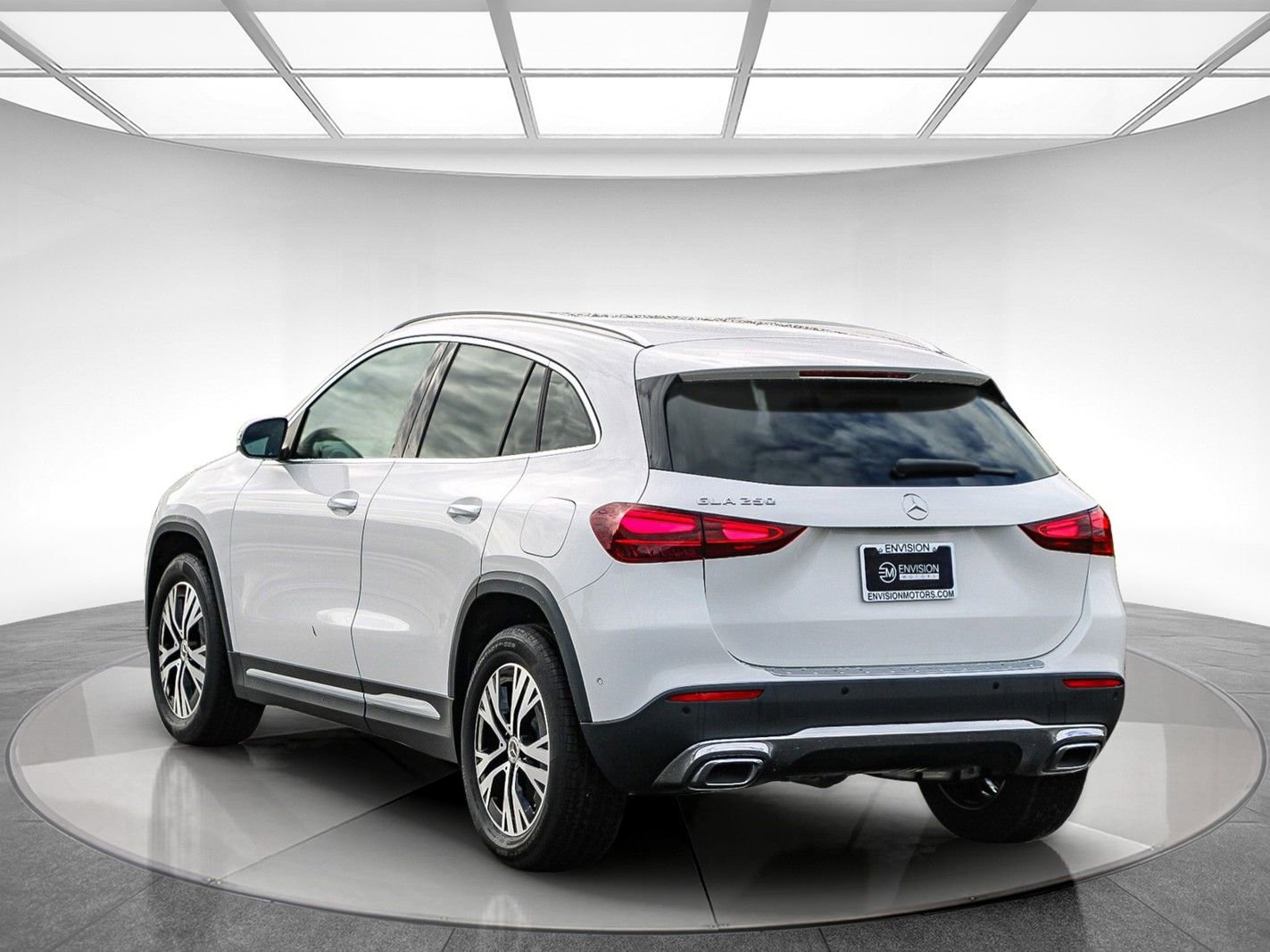 Certified 2025 Mercedes-Benz GLA 250 image 2