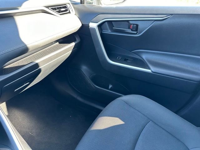 Used 2024 Toyota RAV4 LE image 30