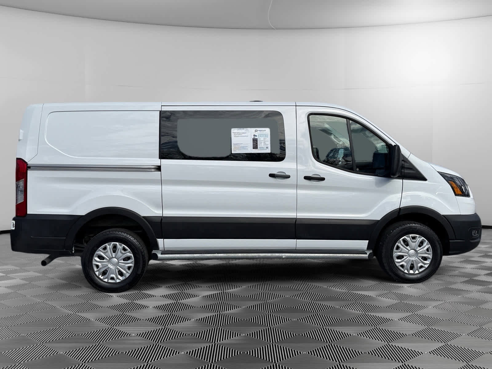 Used 2024 Ford Transit 250 Low Roof w/ Exterior Upgrade Package image 6