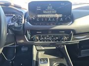 Used 2023 Nissan Rogue SL w/ SL Premium Package image 13