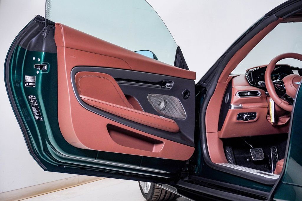 New 2026 Aston Martin Vanquish Convertible image 39