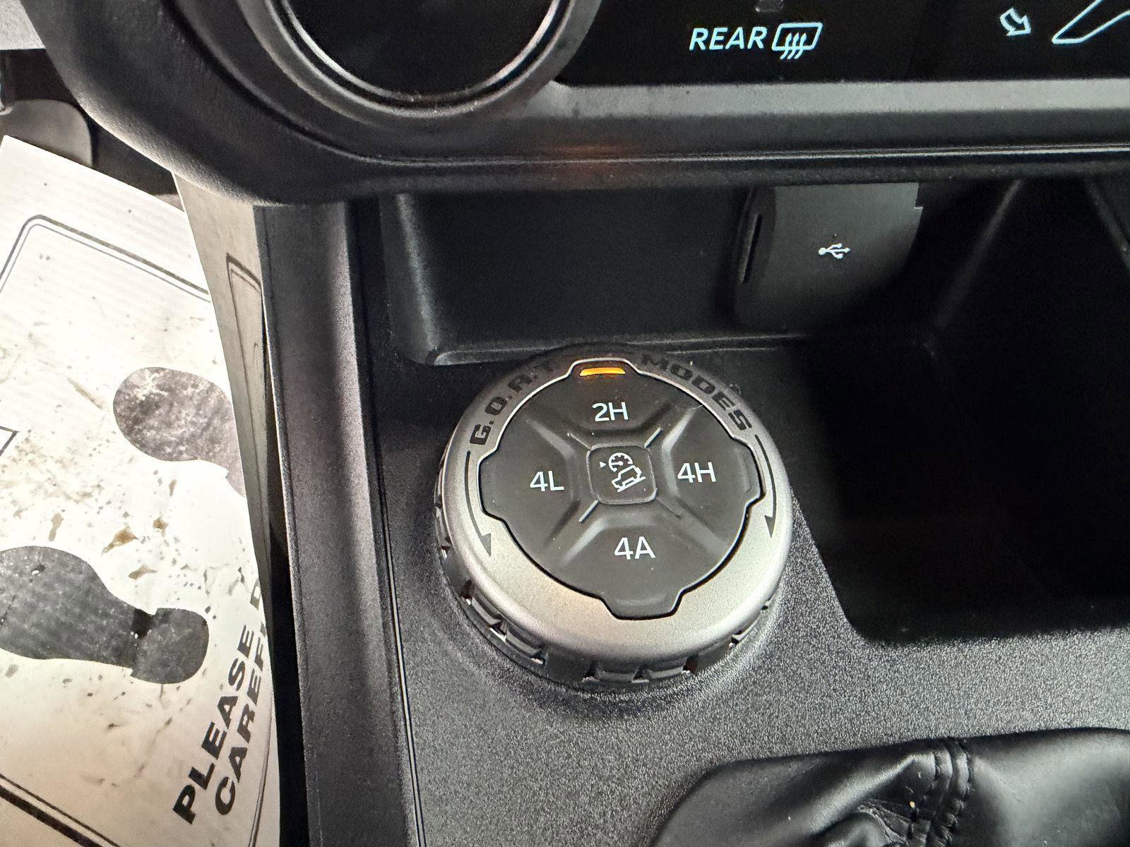 Used 2023 Ford Bronco 2-Door w/ Sasquatch Package image 18