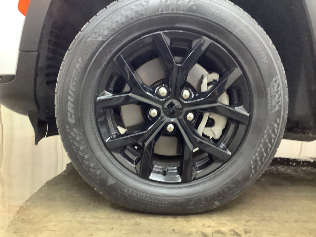 Used 2024 Jeep Grand Cherokee L Laredo image 27