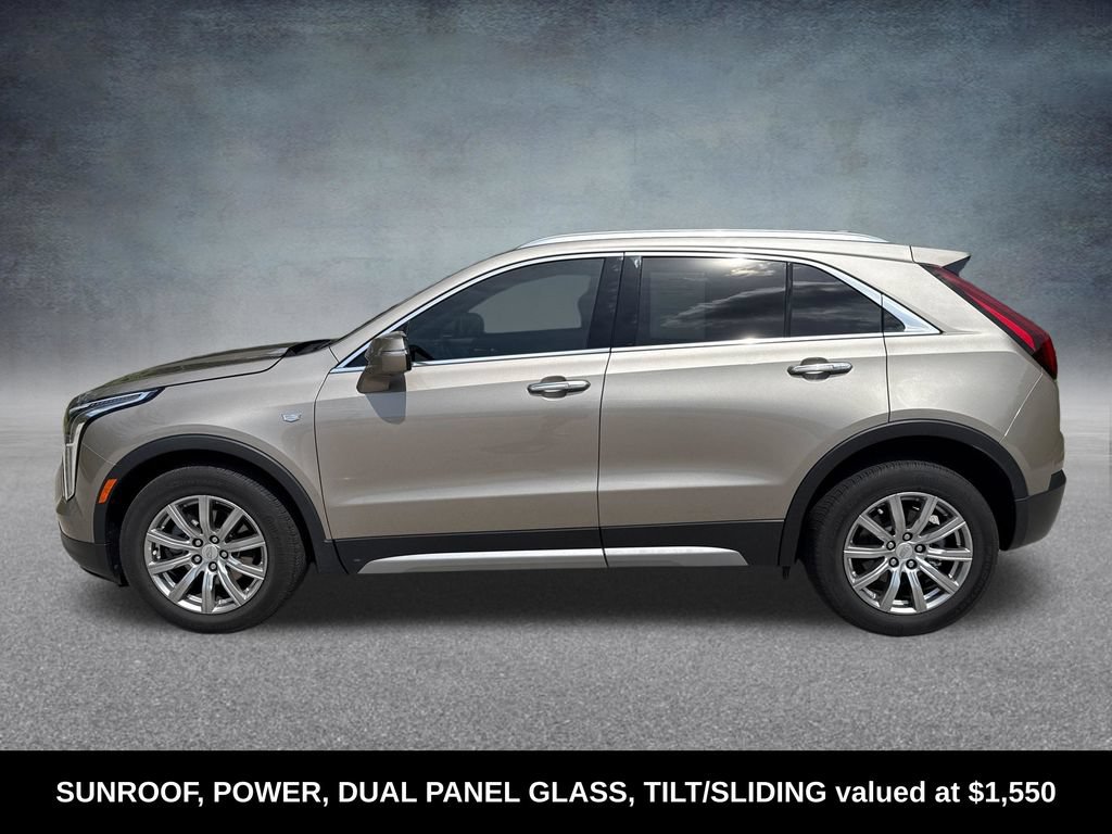 Used 2023 Cadillac XT4 Premium Luxury AWD/4WD image 2