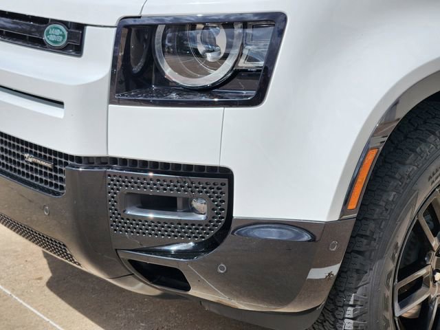 Used 2022 Land Rover Defender 90 X-Dynamic S image 8