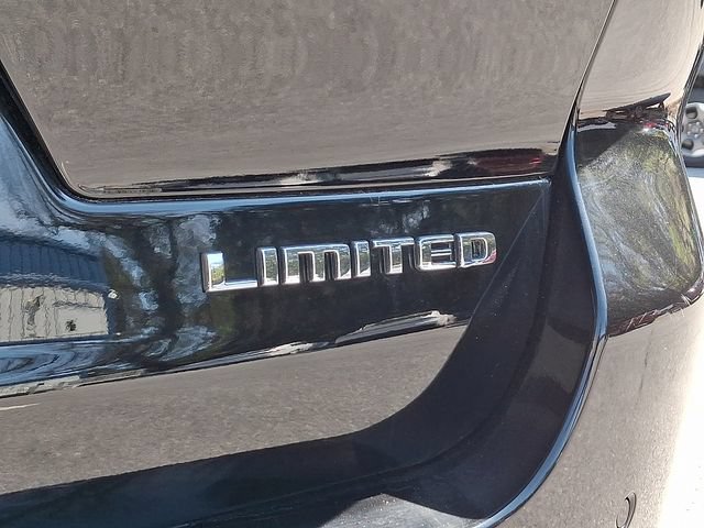 Used 2022 Jeep Grand Cherokee L Limited w/ Luxury Tech Group II AWD/4WD image 32