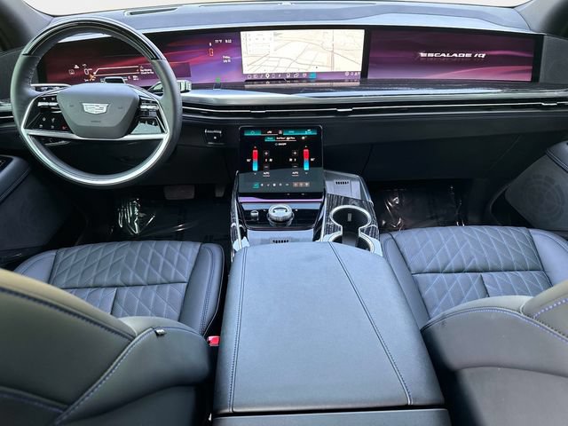 Certified 2026 Cadillac Escalade IQ Luxury 1 AWD/4WD image 17