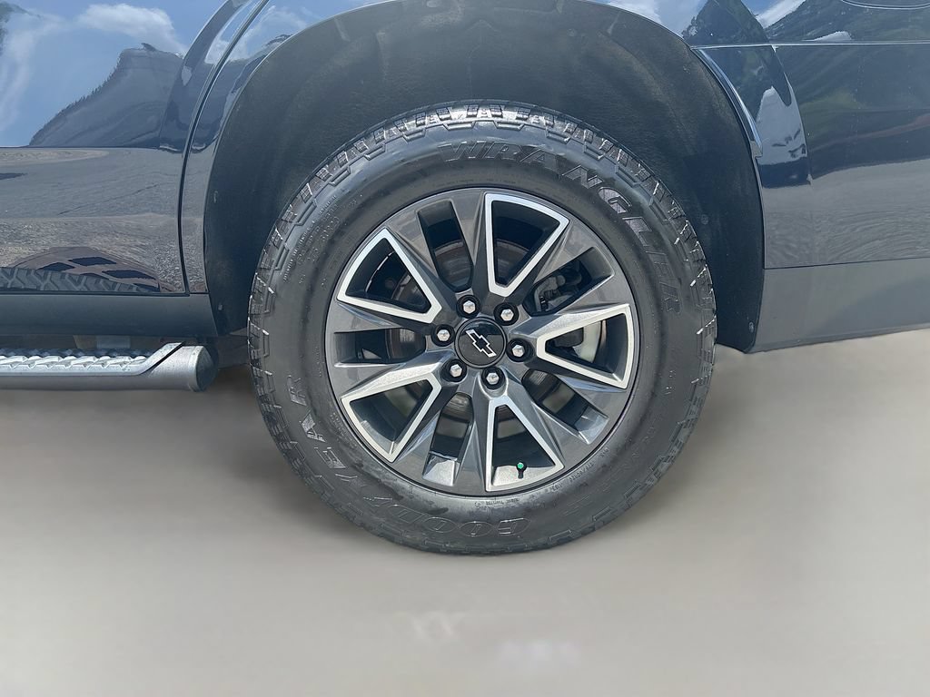 Used 2023 Chevrolet Tahoe Z71 AWD/4WD image 11