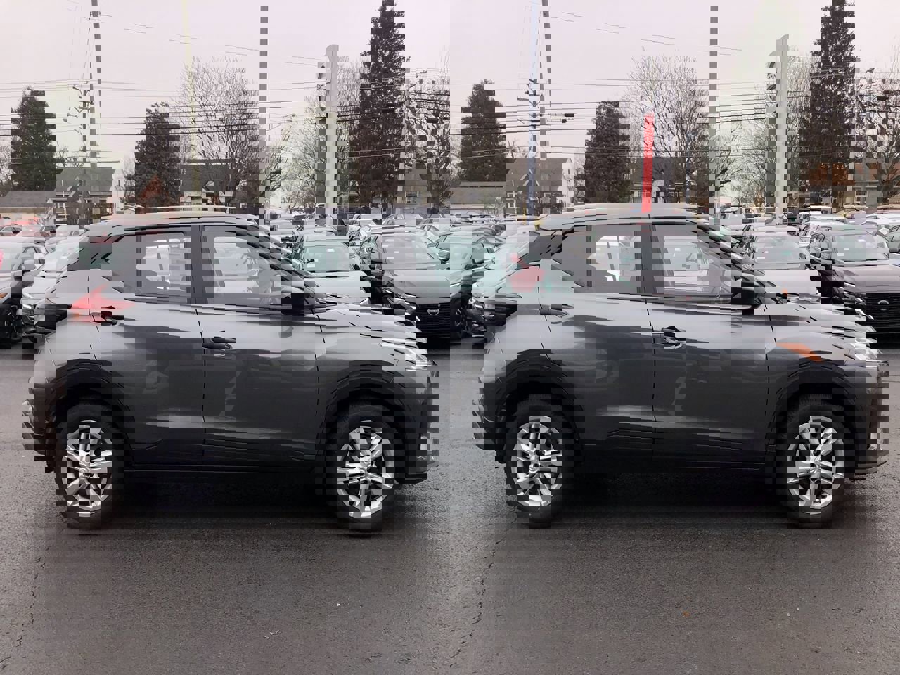 New 2025 Nissan Kicks Play S image 14