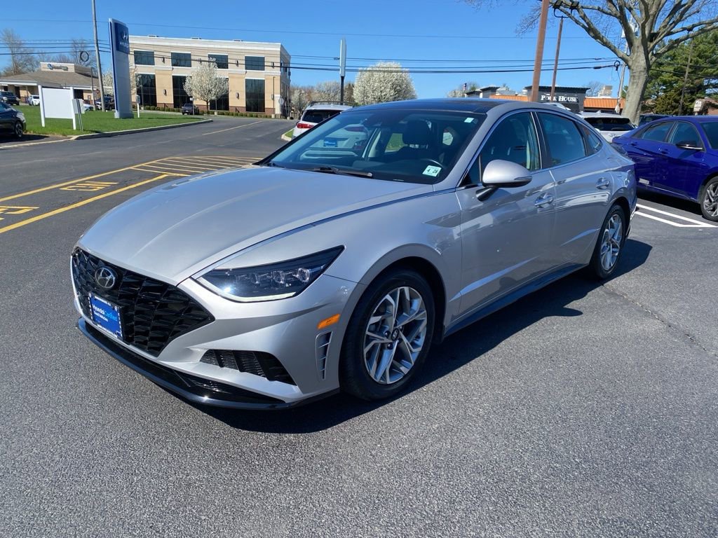 Certified 2023 Hyundai Sonata SEL w/ Convenience Package FWD image 6