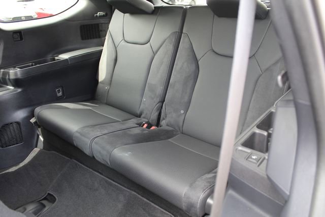 Used 2024 Lexus TX 500h AWD w/ Technology Package image 16