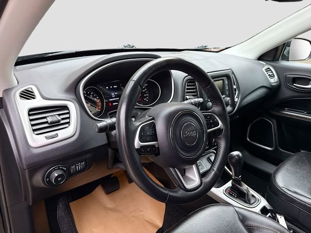 Used 2018 Jeep Compass Latitude image 10