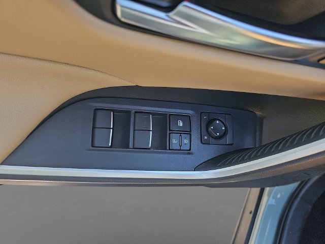 Used 2021 Toyota RAV4 XLE Premium FWD image 30
