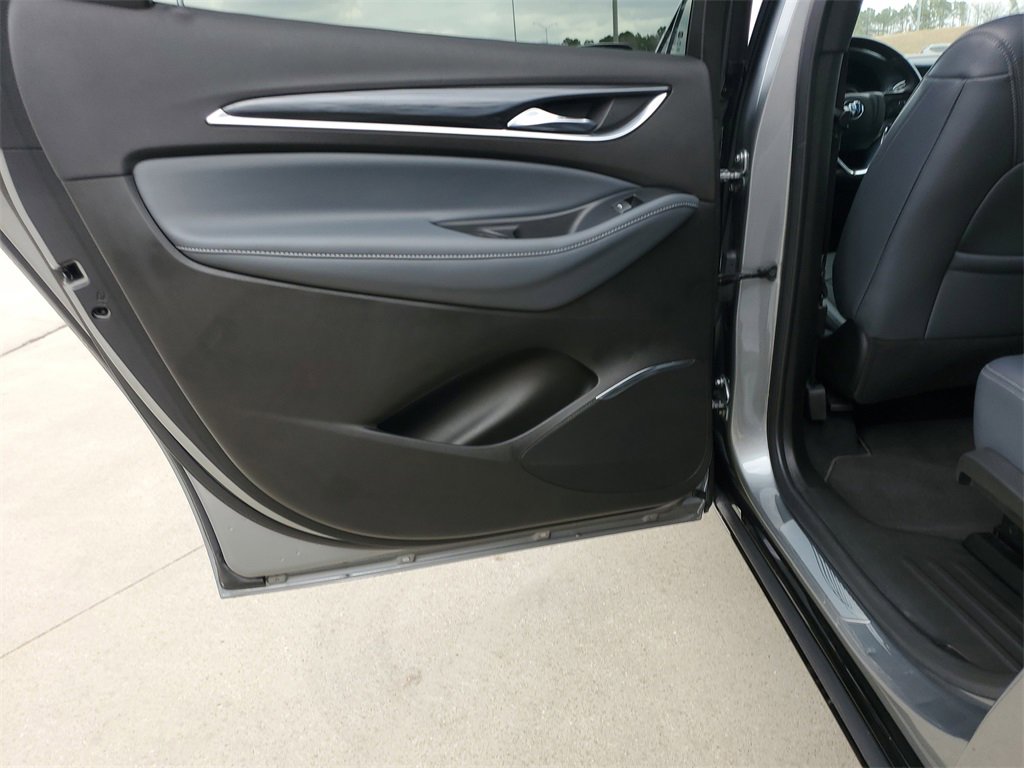 Used 2024 Buick Enclave Essence w/ Trailering Package, 5000 lbs. image 7